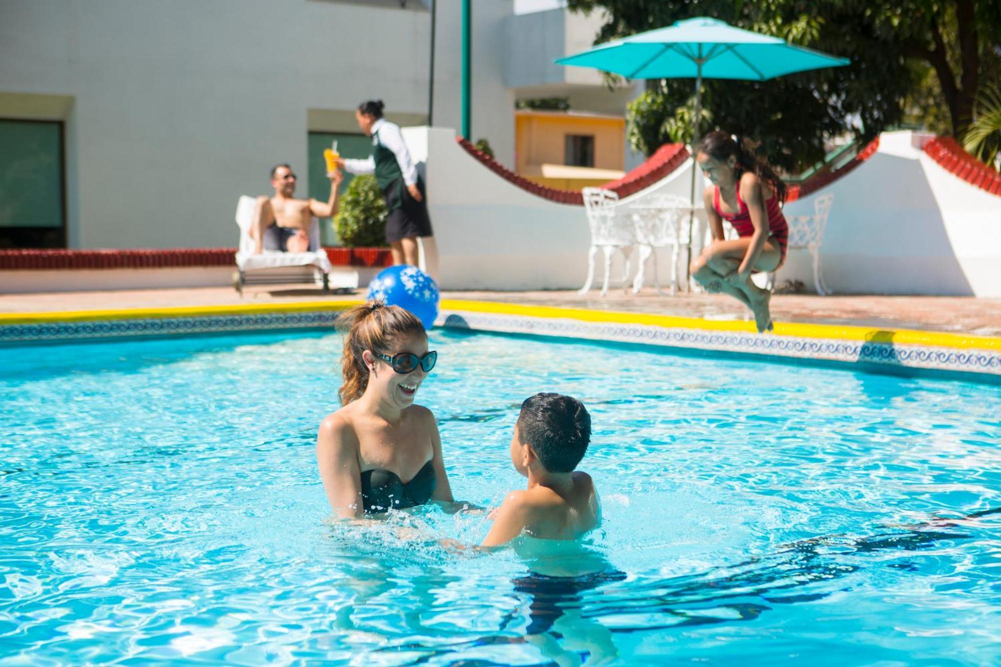 Hotel Los Olivos Spa Oaxaca Exteriör bild