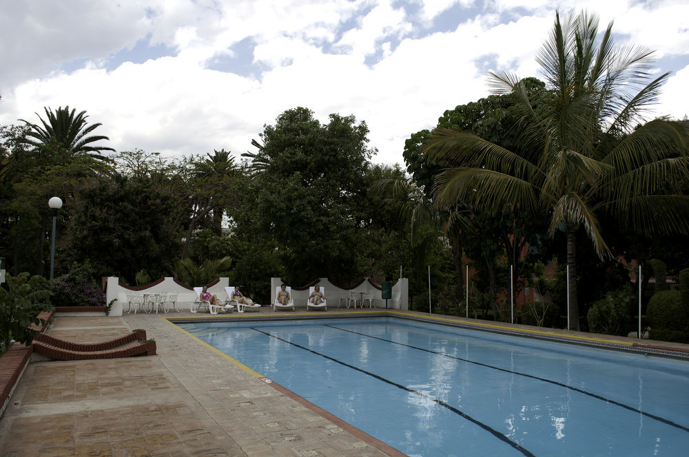 Hotel Los Olivos Spa Oaxaca Exteriör bild
